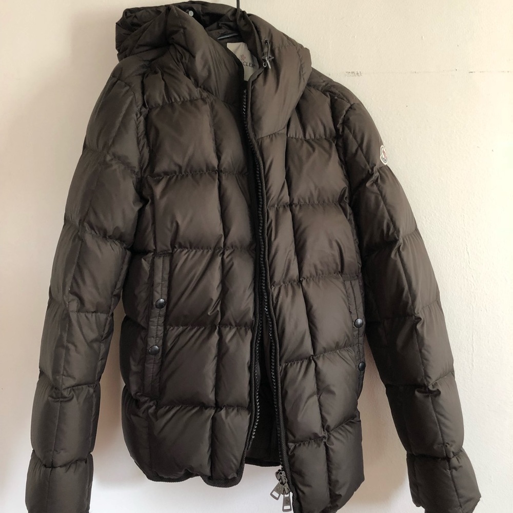 MONCLER JACKET MAKE OFFER